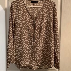 APT 9 Taupe & Off White Leopard Print Top Half Zip Neckline Women’s size Small